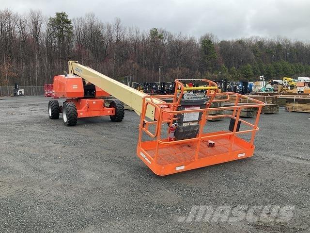 JLG 800 S ブームリフト　直伸型