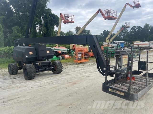 JLG 800A ブームリフト　屈伸型