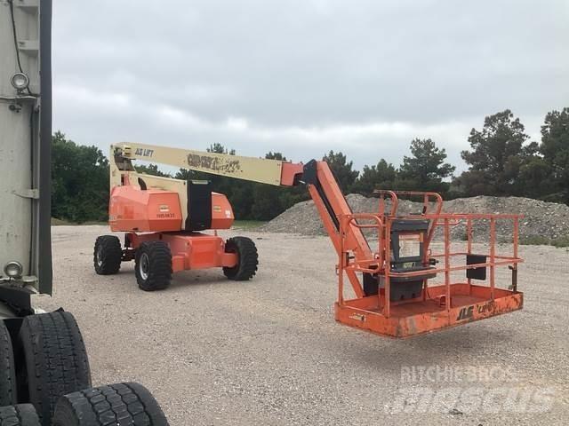 JLG 800AJ ブームリフト　屈伸型