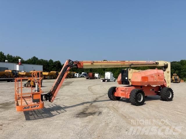 JLG 800AJ ブームリフト　屈伸型