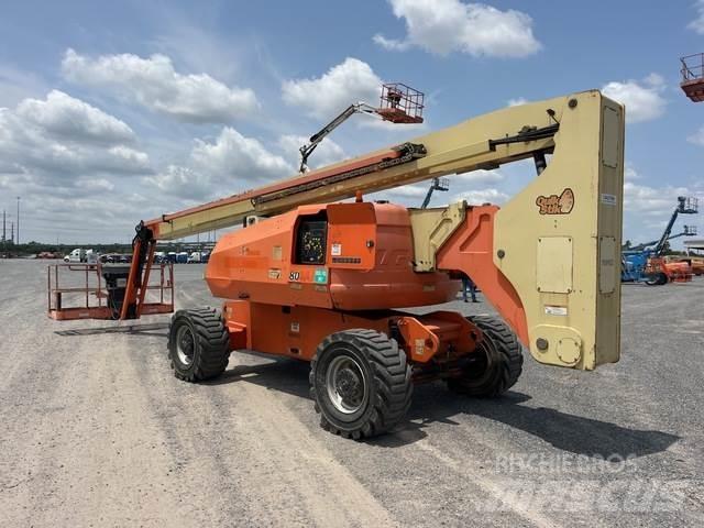 JLG 800AJ ブームリフト　屈伸型