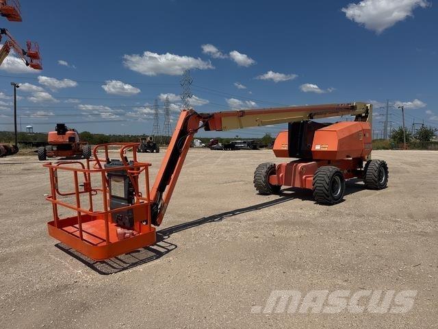 JLG 800AJ ブームリフト　屈伸型