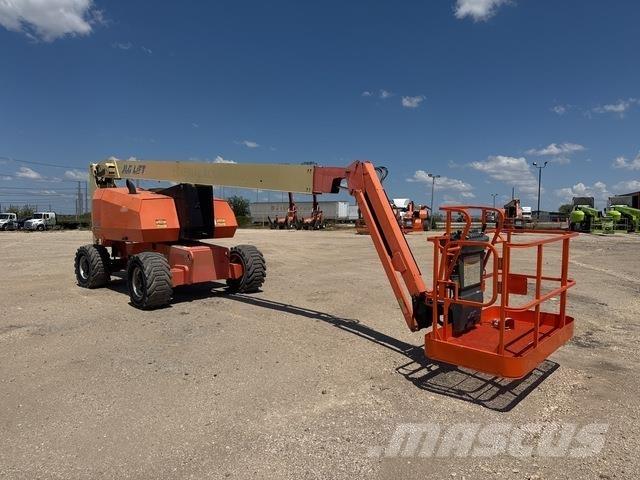 JLG 800AJ ブームリフト　屈伸型