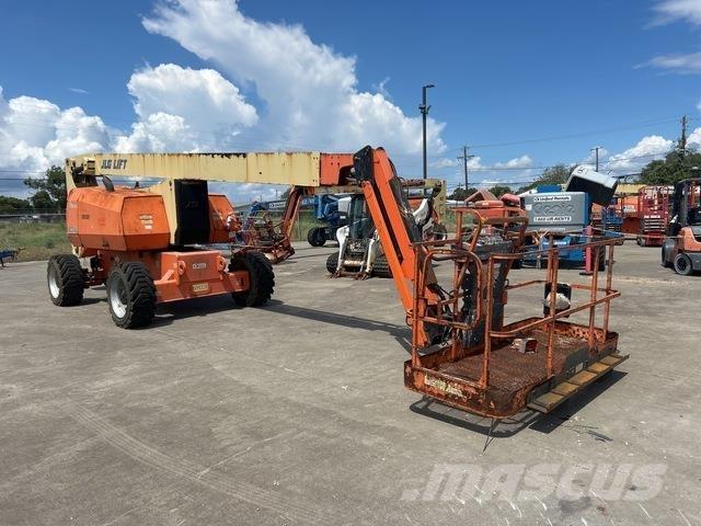 JLG 800AJ ブームリフト　屈伸型