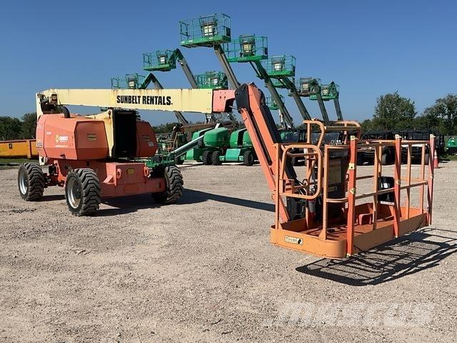 JLG 800AJ ブームリフト　屈伸型