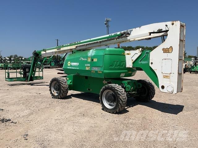 JLG 800AJ ブームリフト　屈伸型