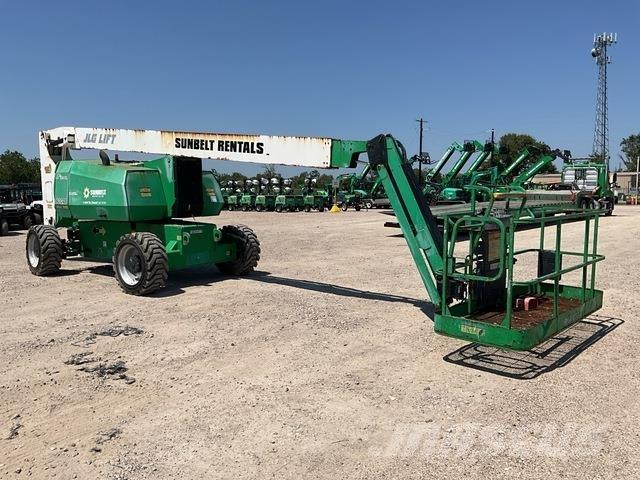 JLG 800AJ ブームリフト　屈伸型