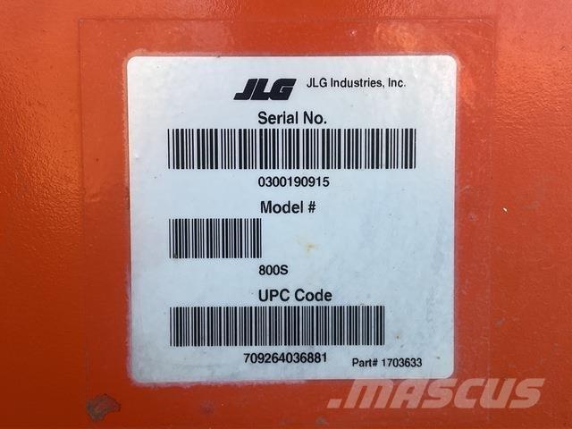 JLG 800S ブームリフト　直伸型