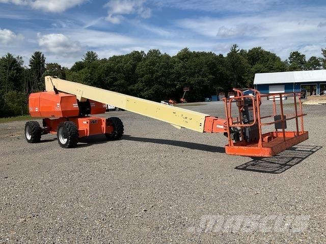 JLG 800S ブームリフト　直伸型