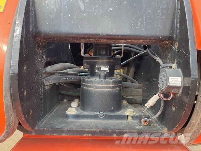 JLG 860SJ ブームリフト　直伸型