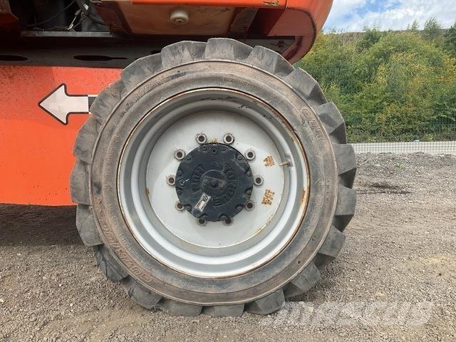 JLG 860SJ ブームリフト　直伸型