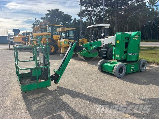 JLG E300 AJP ブームリフト　屈伸型