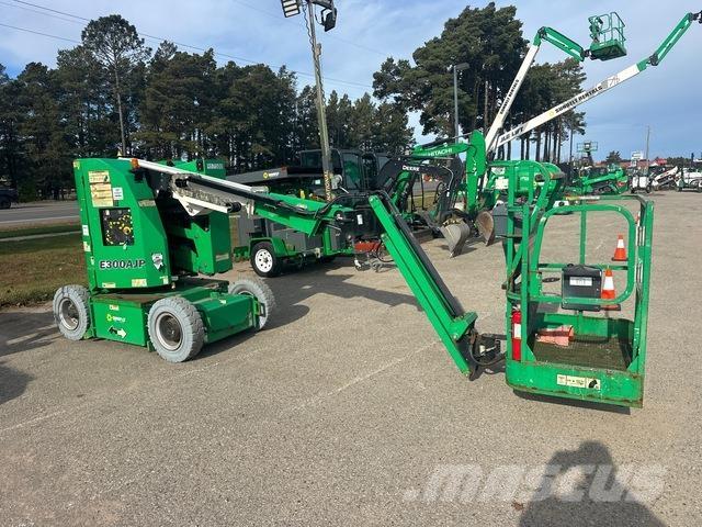 JLG E300 AJP ブームリフト　屈伸型