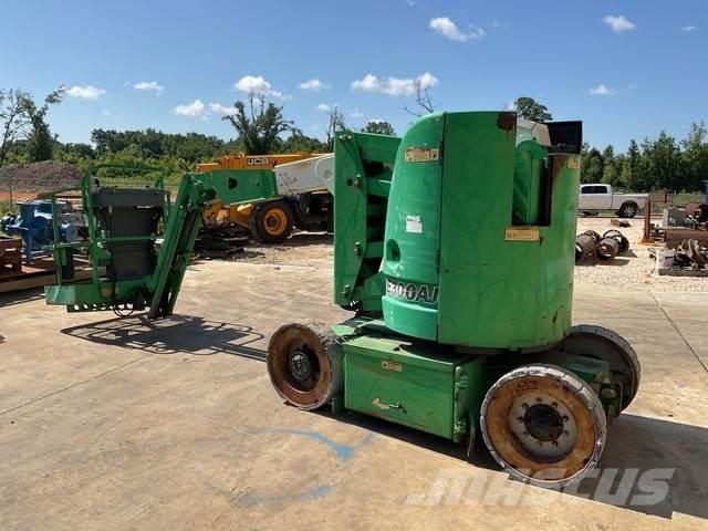 JLG E300AJ ブームリフト　屈伸型