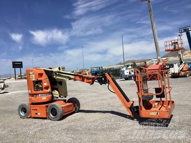 JLG E300AJP ブームリフト　屈伸型