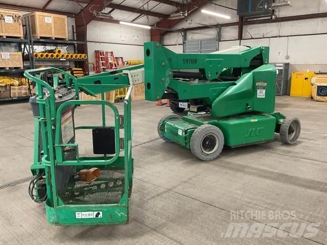 JLG E400AJPN ブームリフト　屈伸型