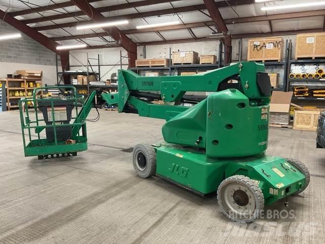 JLG E400AJPN ブームリフト　屈伸型