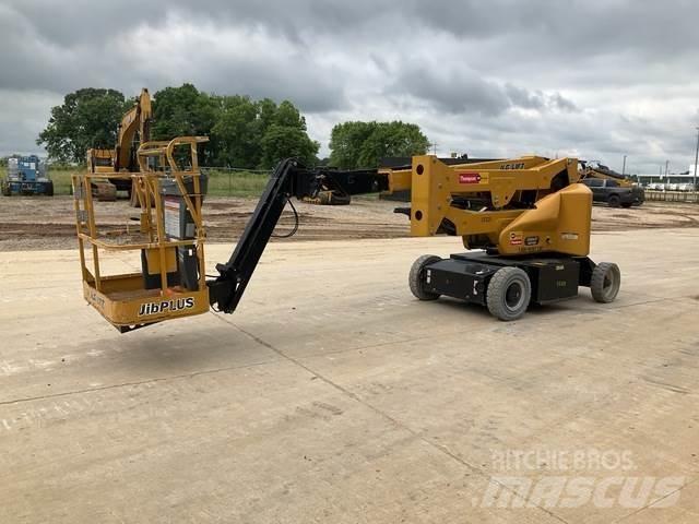JLG E400AJPN ブームリフト　屈伸型