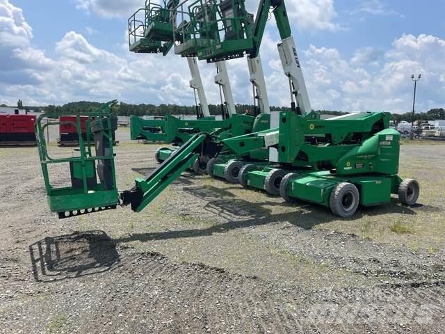 JLG E400AJPN ブームリフト　屈伸型