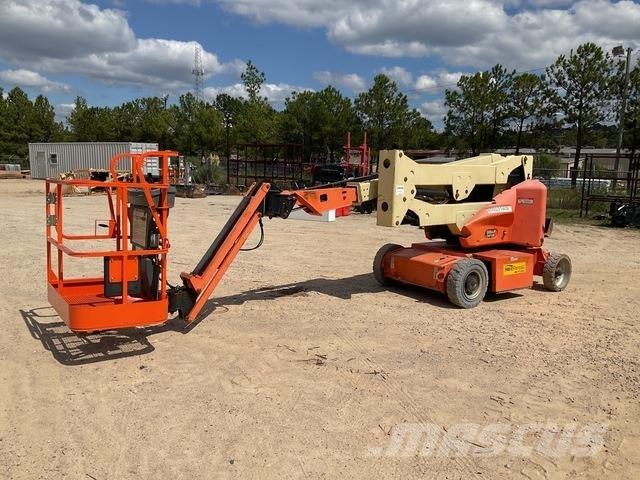 JLG E400AJPN ブームリフト　屈伸型