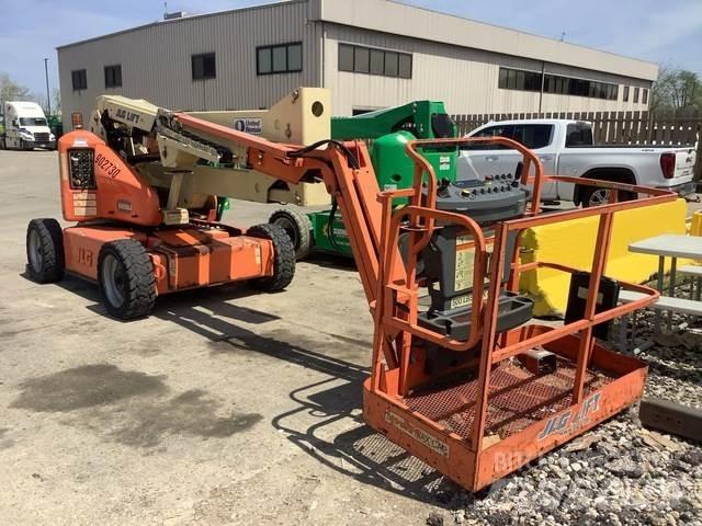 JLG E450AJ ブームリフト　屈伸型