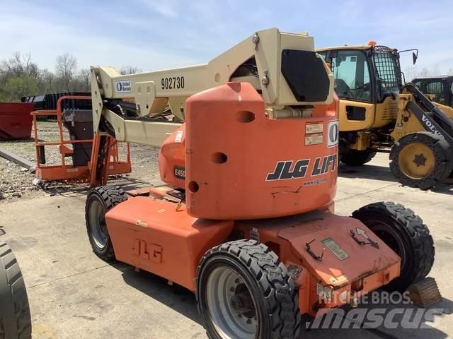 JLG E450AJ ブームリフト　屈伸型