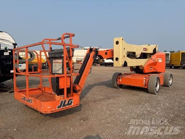 JLG E450AJ ブームリフト　屈伸型