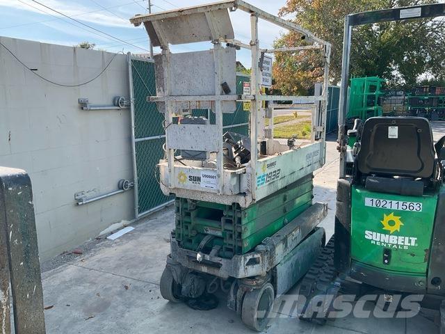 JLG ES1932 シザースリフト