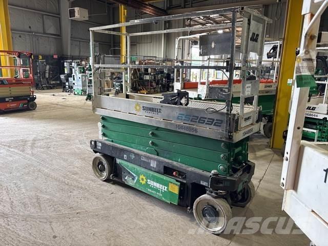JLG ES2632 シザースリフト