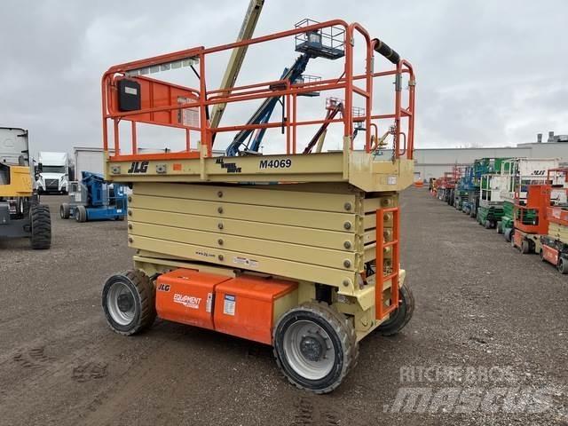 JLG M4069 シザースリフト