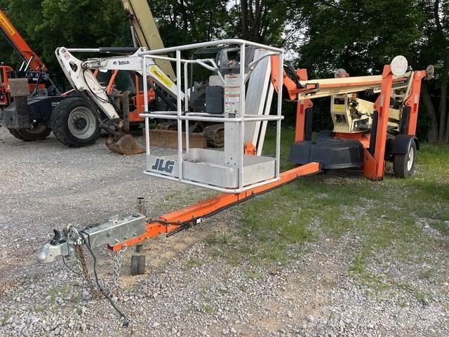 JLG T500J 高所作業台付トレーラー