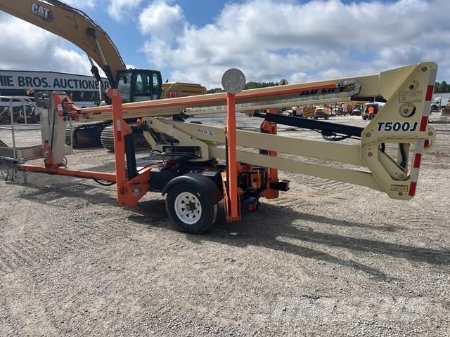 JLG T500J 高所作業台付トレーラー