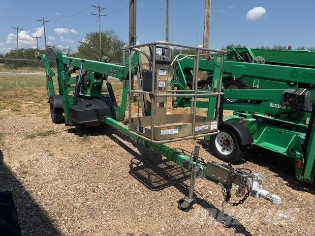 JLG T500J 高所作業台付トレーラー