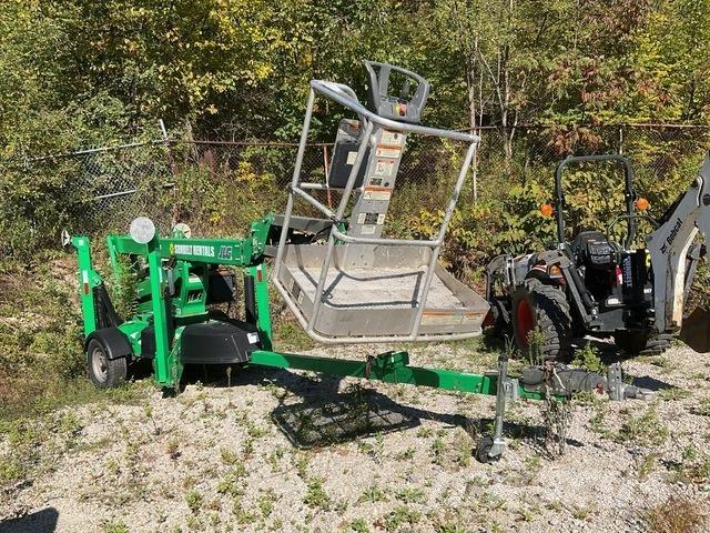 JLG T500J 高所作業台付トレーラー