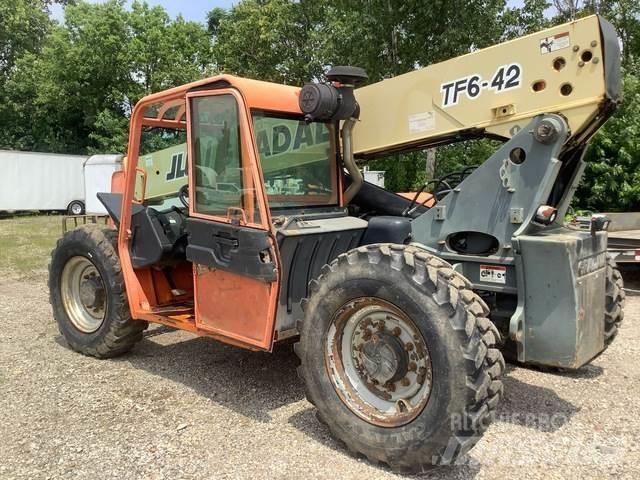 JLG TF6 42A テレスコーピックハンドラー
