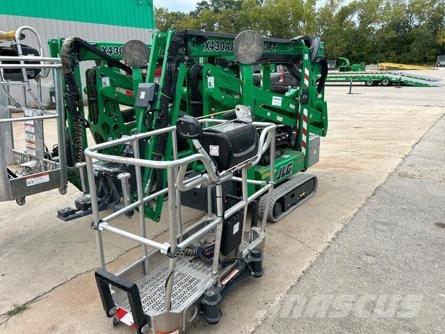 JLG X430AJ ブームリフト　屈伸型