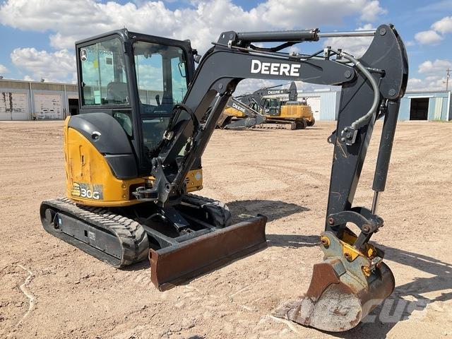 John Deere 30G 大型油圧ショベル12t以上（パワーショベル・ユンボ）