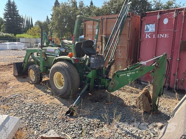 John Deere 790 コンパクトトラクター