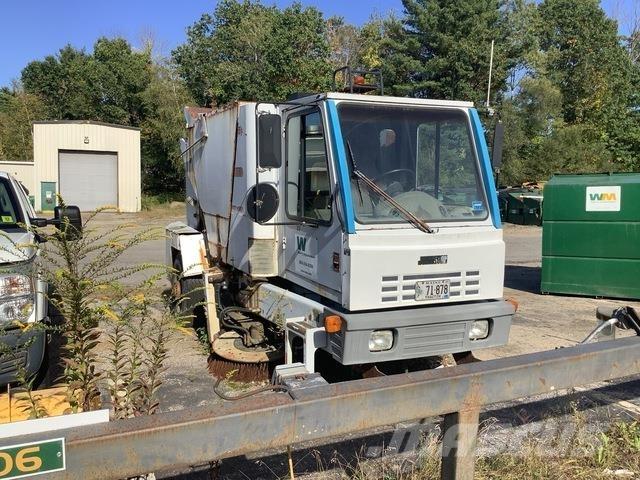 Johnston 3000 街路清掃車