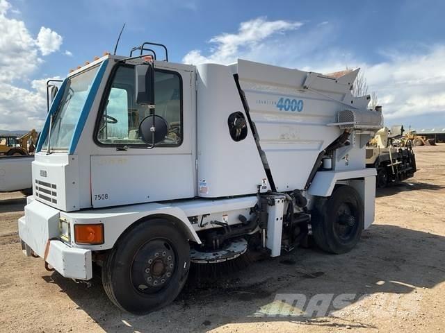 Johnston 4000 街路清掃車
