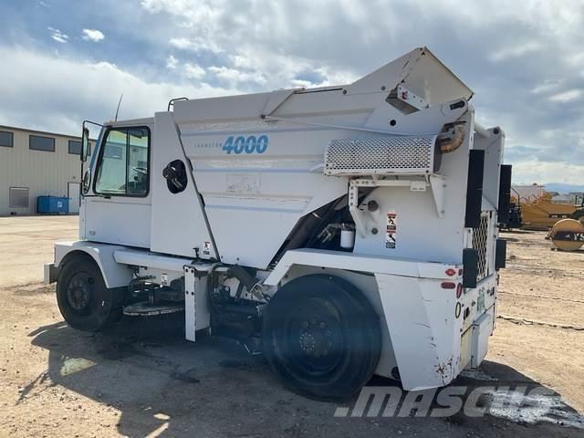 Johnston 4000 街路清掃車