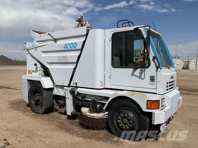 Johnston 4000 街路清掃車