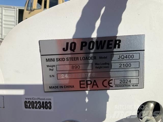 JQ Power JQ400 スキッドステアローダー