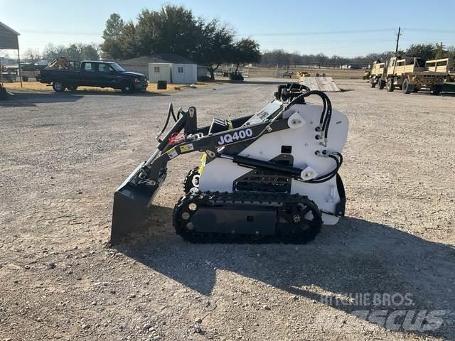 JQ Power JQ400 スキッドステアローダー