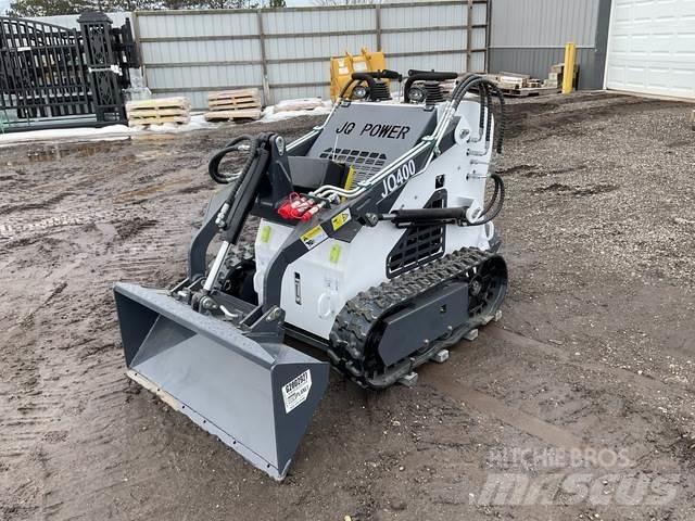 JQ Power JQ400 スキッドステアローダー