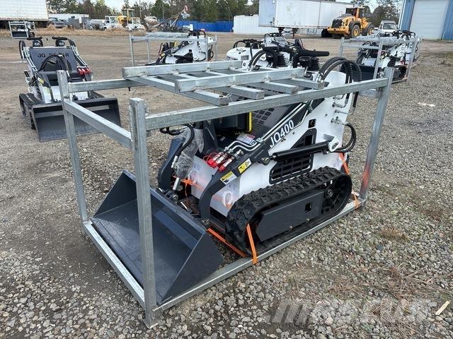 JQ Power JQ400 スキッドステアローダー