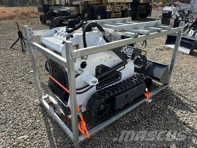JQ Power JQ400 スキッドステアローダー