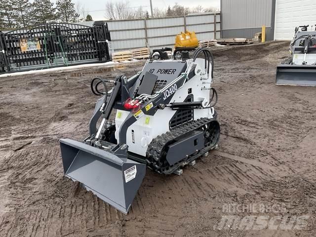 JQ Power JQ400 スキッドステアローダー