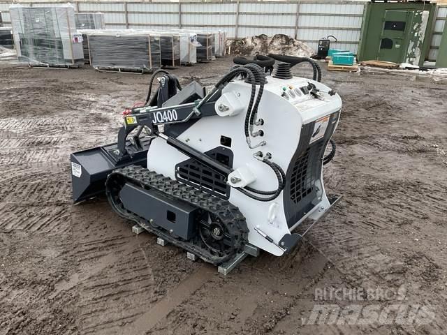 JQ Power JQ400 スキッドステアローダー