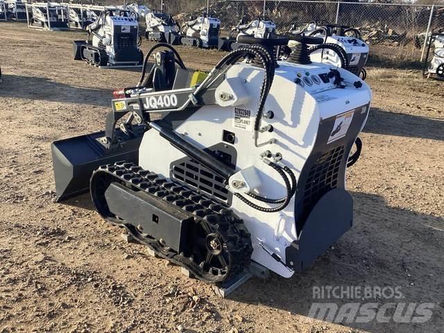 JQ Power JQ400 スキッドステアローダー